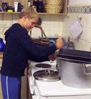 Teilansicht der groen Kche zur Selbstversorgung